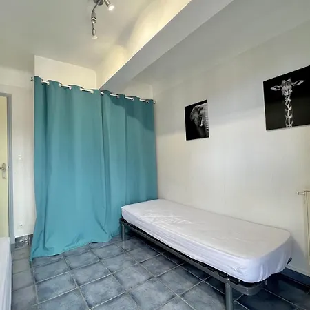 شقة Luminous Cocoon Near The Saint-Raphaël